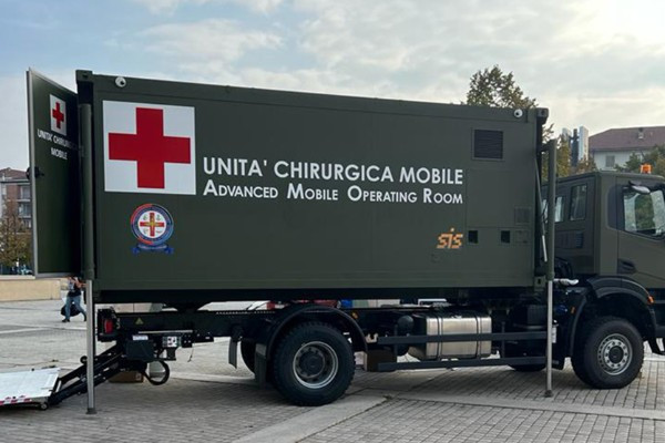 Roma, schierata al Celio la nuova Unità Chirurgica Mobile