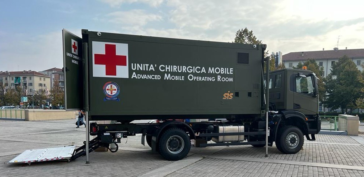 Roma, schierata al Celio la nuova Unità Chirurgica Mobile